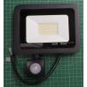 Reflektor LED 30W s PIR čidlem GR1047