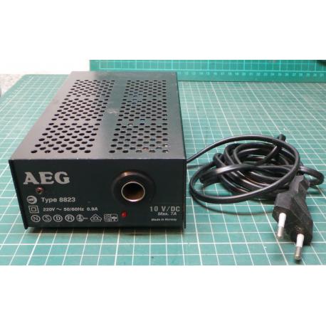 AEG, Type 8823, 220V, 50/60Hz, 0.9A